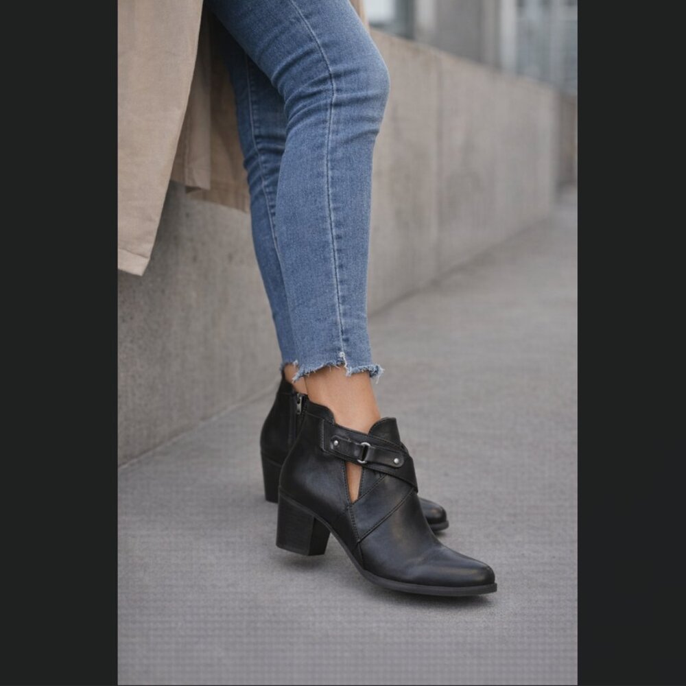Natural Soul Black Leather Ankle Booties with Back Zip